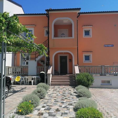 Apartmani Bulajic Крк Экстерьер фото