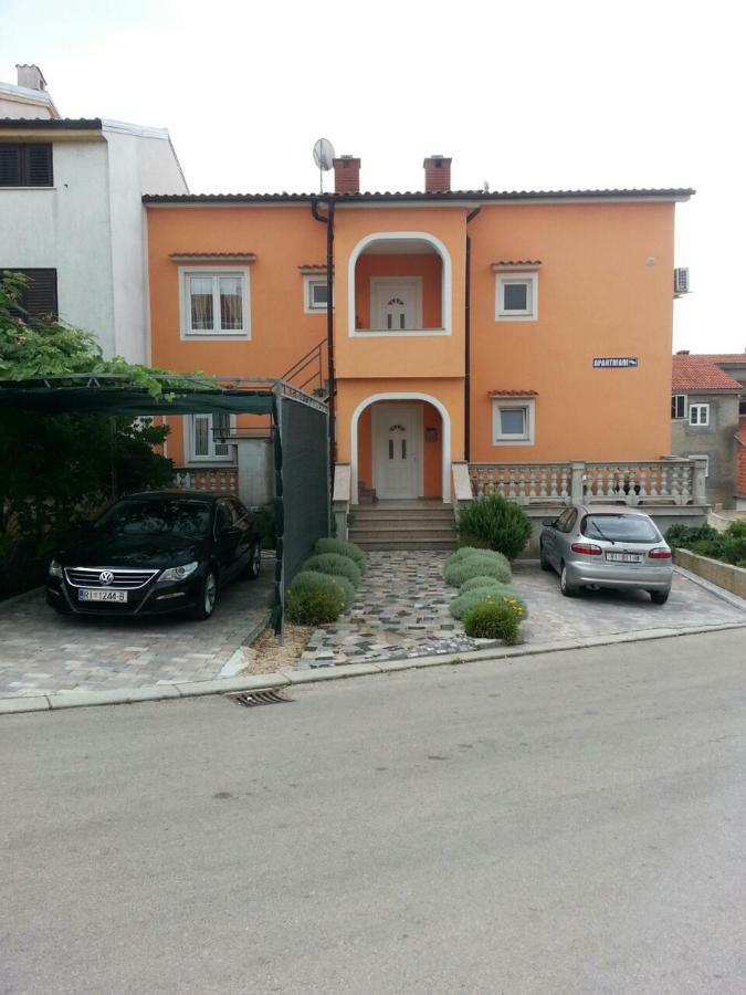 Apartmani Bulajic Крк Экстерьер фото